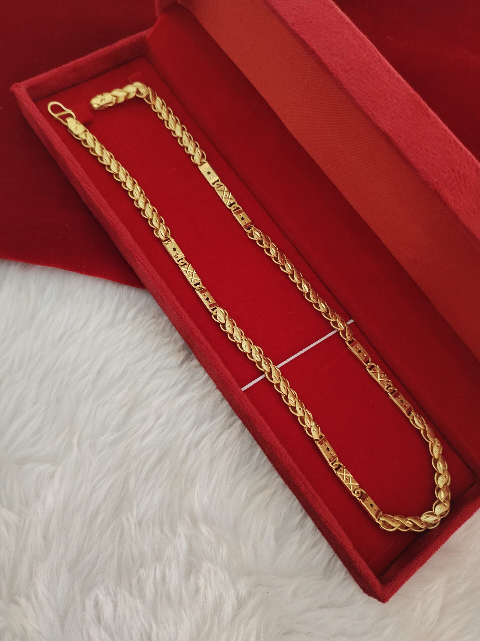 2026/01/473350-scaled.jpg Chain - Image 1